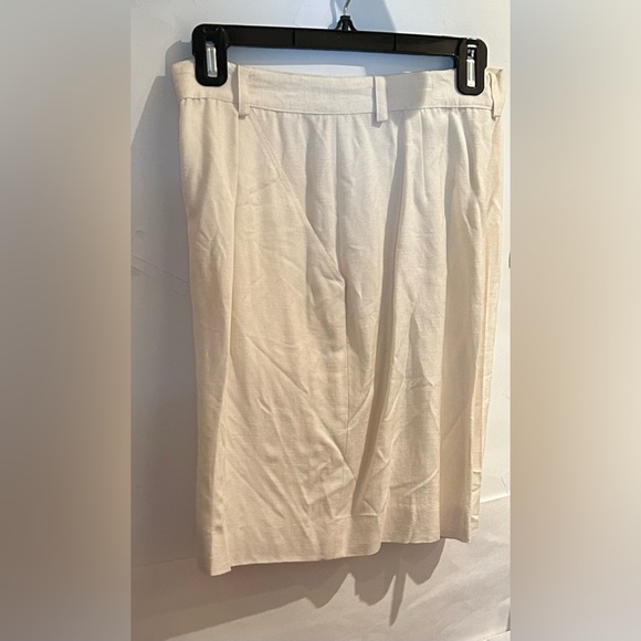 Henri Bendel White Silk Shorts size Medium 8- 10 original owner Summer - Picture 10 of 11